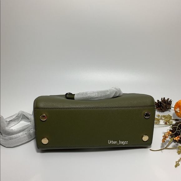 Michael Kors Selma Medium Top Zip Satchel - Picture 6 of 8